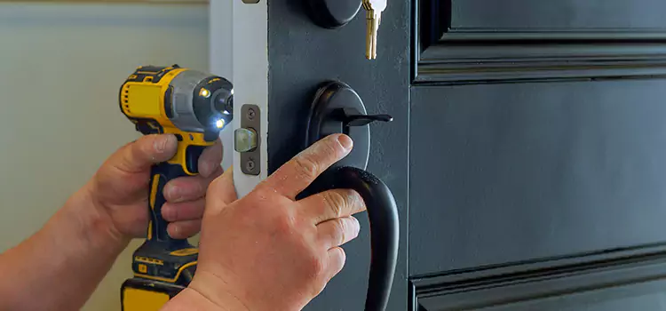 Locksmith Emergency Service East Lake