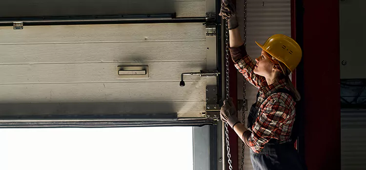 Addressing Common Garage Door Stoppage Issues in East Lake, FL