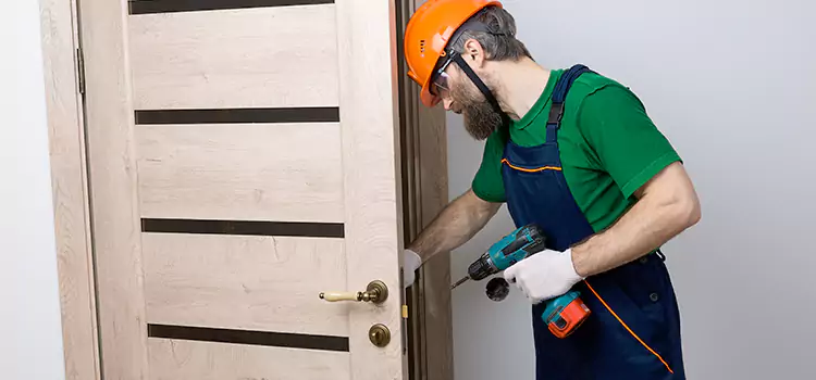 Replace Internal Door Handle with Lock East Lake