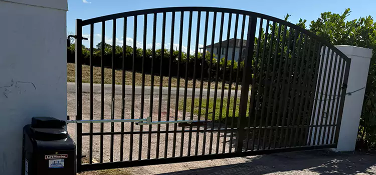 Driveway Fence Repair East Lake